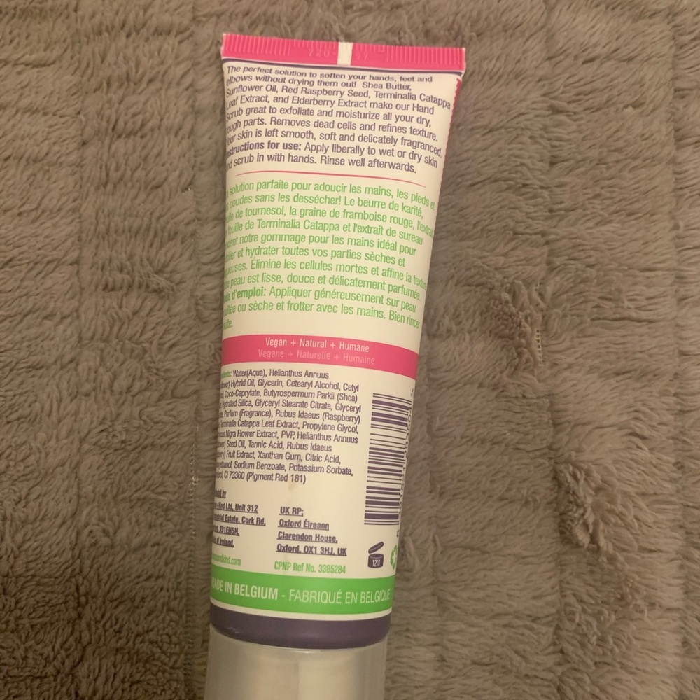 Human Kind Hand Scrub - Picture 2 of 2